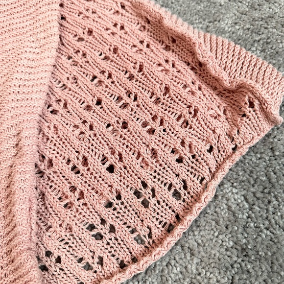 Brandy Melville sweater - Picture 2 of 3